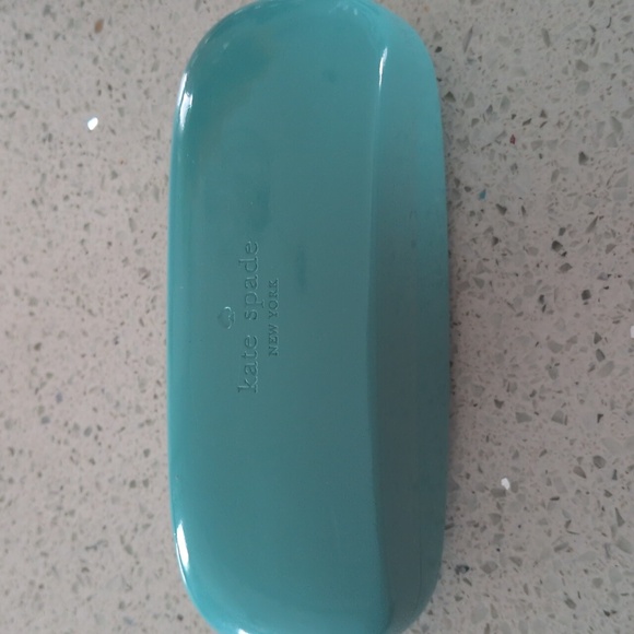 KATE SPADE Black Round Sunglasses Comes With Teal 🩵 Case No Call Outs Warn Once - Picture 8 of 8